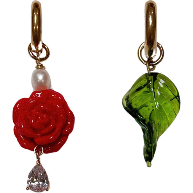 Dewy Lucky Rose Earrings