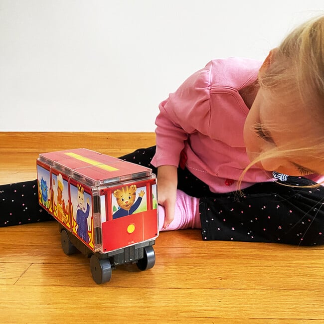 Daniel Tiger's Neighborhood, Ride Along Trolley Magna-Tiles Structure Set - Magnetic Tiles - 5
