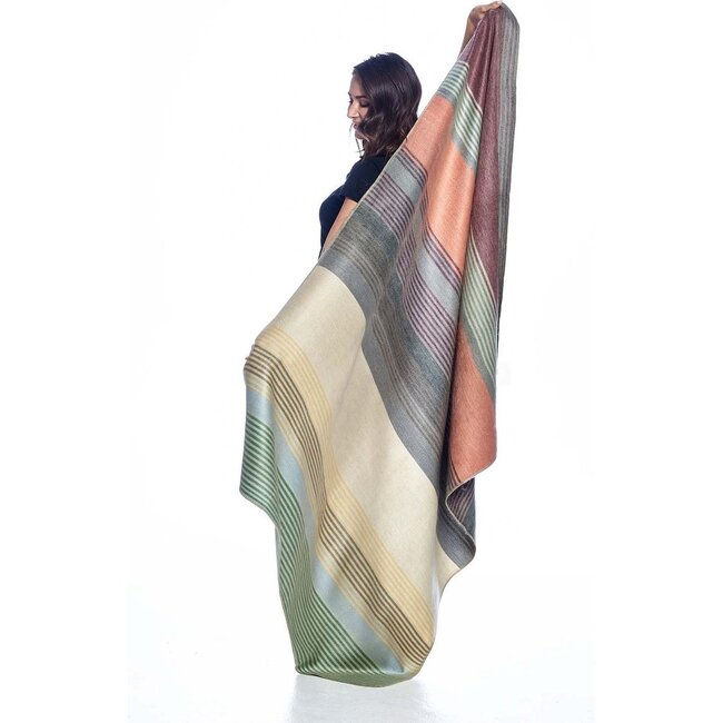 Alpaca Throw Blanket, Spectrum