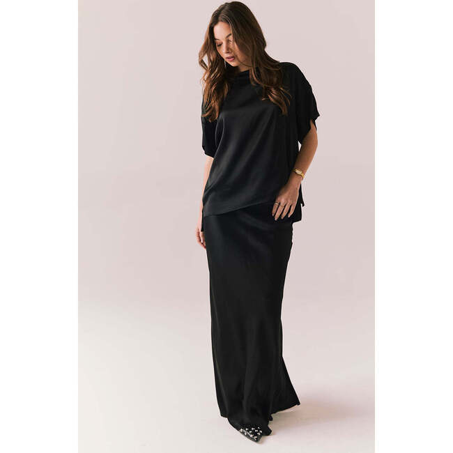 Breezy True Black Tee