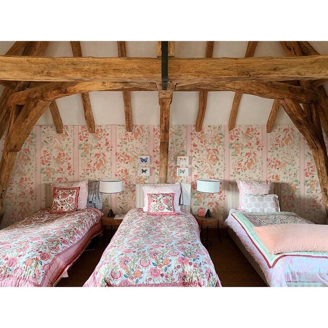 Nutcracker Wallpaper, Pink