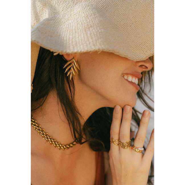 Isla Earrings, Gold - Earrings - 3