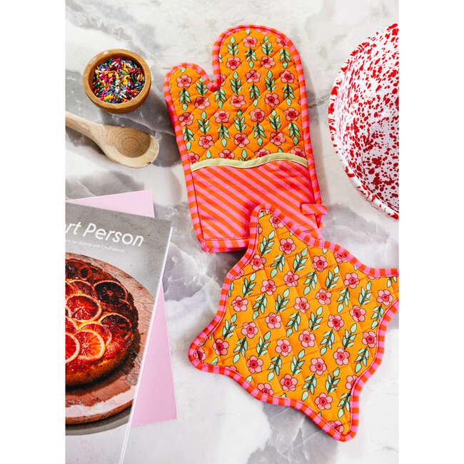 Red Pot Holder & Oven Mitt, Red & Orange