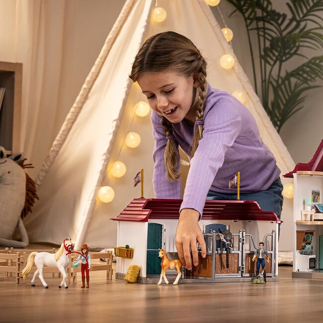 Horse Club: Lakeside Country House & Stable - Playsets - 5