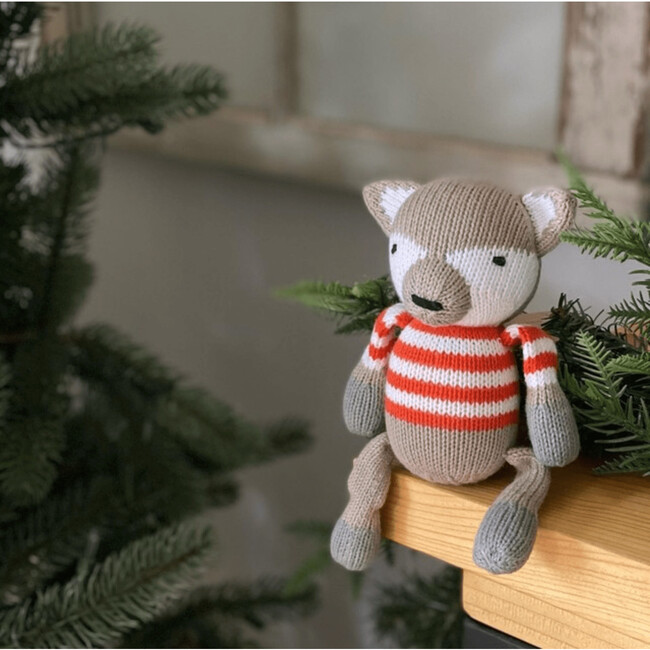 Rattle Buddy, Finley The Fox