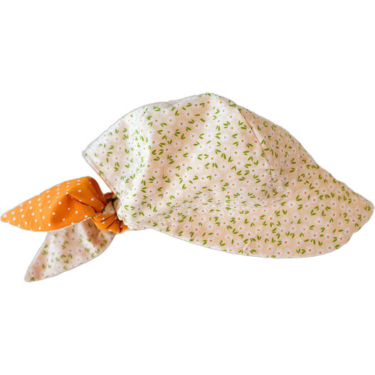 Sun Bonnet, Daisy on Peach