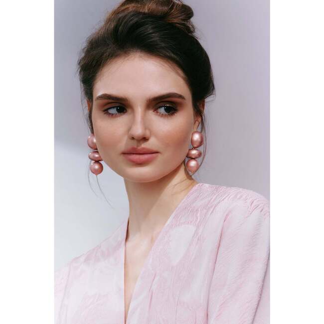 Nola Earrings in Noble Blush