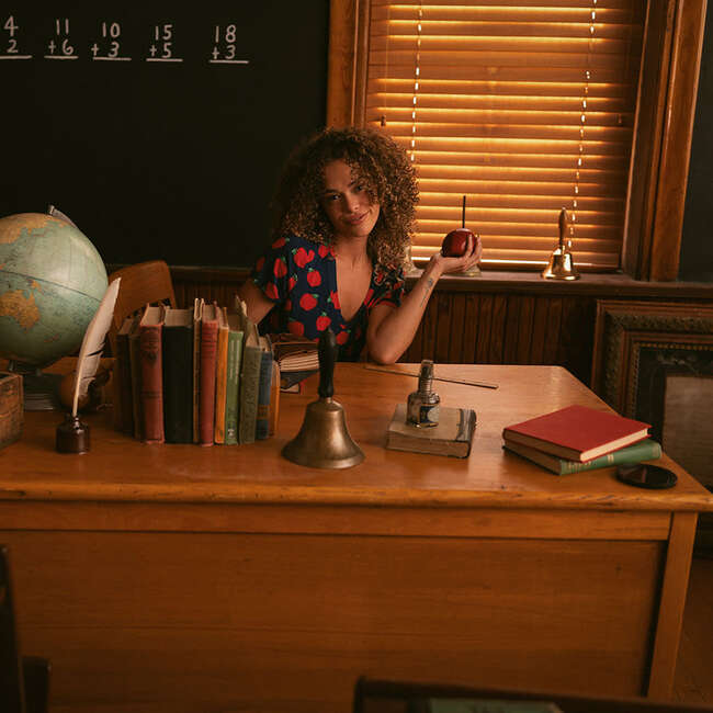 Lilian Women's V-Neck Tee Blue - T-Shirts - 4