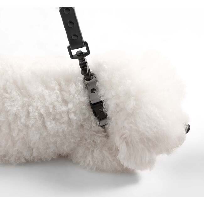 Luna 8FT Adjustable 6-in-1 Waterproof Hands Free Leash and Collar with LED Flashlight, Bag Dispenser, and Poop Bag Holder, Grey/Black - Collars, Leashes & Harnesses - 3