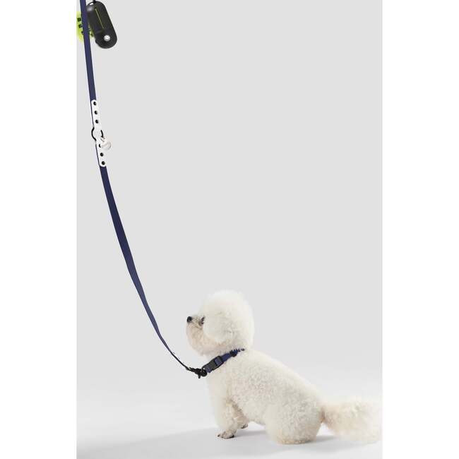 Luna 8FT Adjustable 6-in-1 Waterproof Hands Free Leash and Collar with LED Flashlight, Bag Dispenser, and Poop Bag Holder, Navy/White - Collars, Leashes & Harnesses - 6