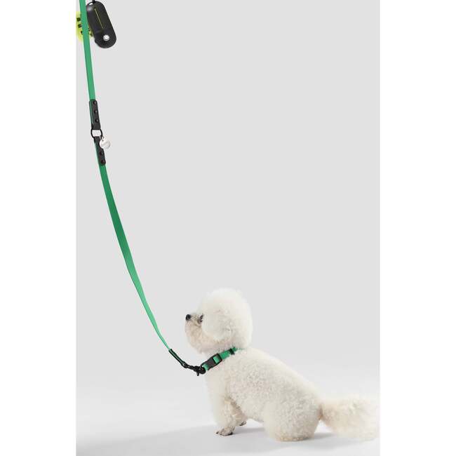 Luna 8FT Adjustable 6-in-1 Waterproof Hands Free Leash and Collar with LED Flashlight, Bag Dispenser, and Poop Bag Holder, Emerald/Black - Collars, Leashes & Harnesses - 6