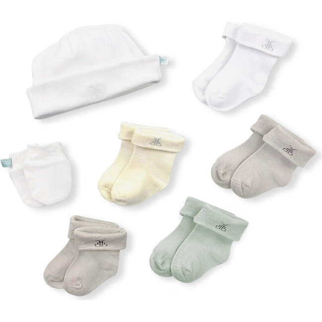 Personalized Harriet Highland Cow Welcome Baby Hamper, Neutral - Mixed Apparel Set - 5