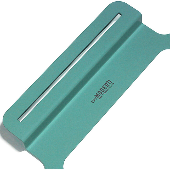 Meshuggeneh Challah Board, Blue - Tabletop - 7