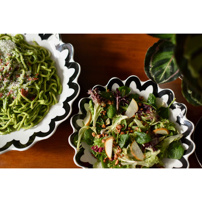 Black Arabesque Scallop 14 Pasta Bowl
