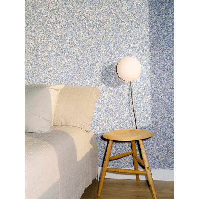Superbloom 10-Yard Wallpaper, Cornflower