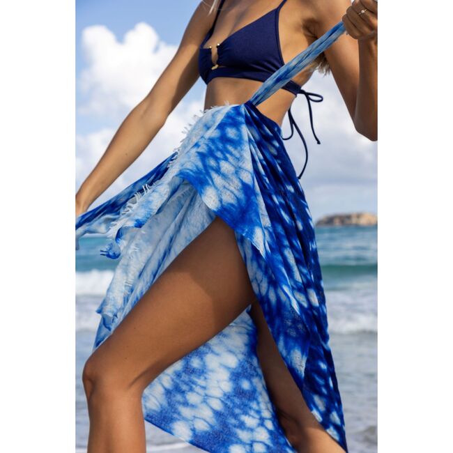 Cashmere Hand-Dip Dye Saline Pareo Scarf, Indigo Blue