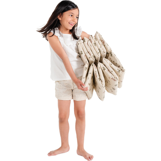 Classic Cushioned Ball Pit, Peter Rabbit - Developmental Toys - 3