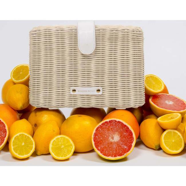 Insulated Small Wicker Snack Clutch, White - Lunchbags - 5