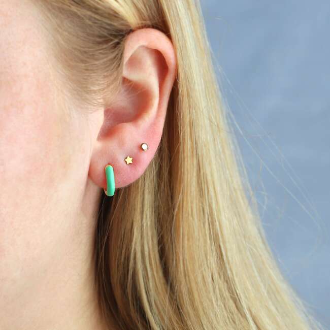 Star Titanium Flat Back Stud Earring, Gold