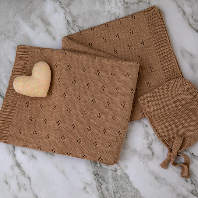 Trefle, Cuban Sand - Blankets - 5