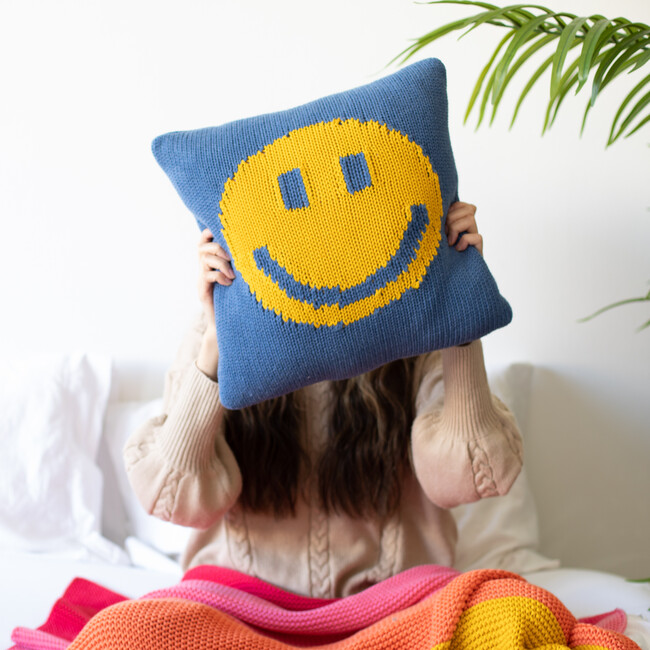 Smiley, Blue/Yellow - Decorative Pillows - 3