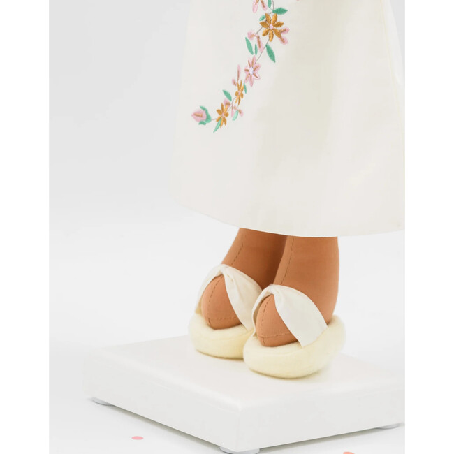 Filipina 'Malaya' Cultural Doll - Dolls - 6