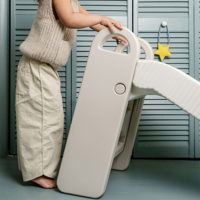 Smol Slope Slide - Games - 3