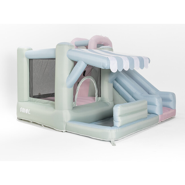 Market Splash Bounce House,