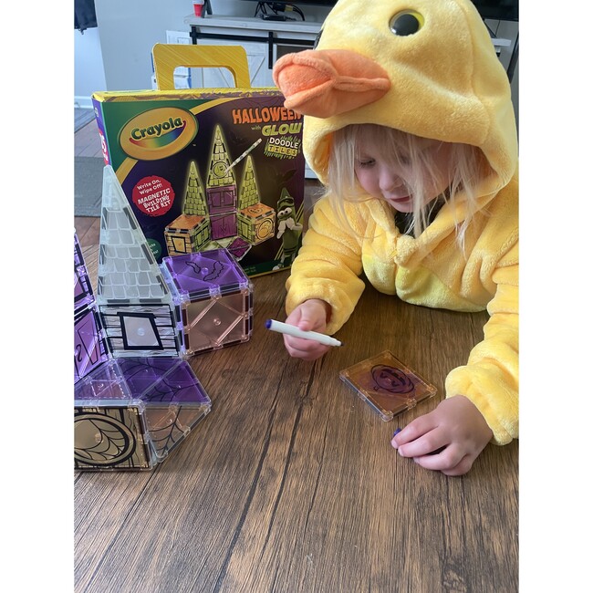 Crayola Halloween GLOW Doodle Magnetic Tile Set - Magnetic Tiles - 8