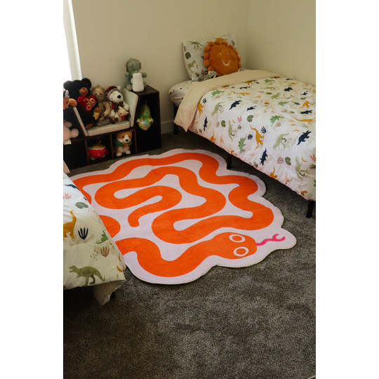 Johann Banta Spiral Snake Design Rug, Orange (6 x 6 ft)