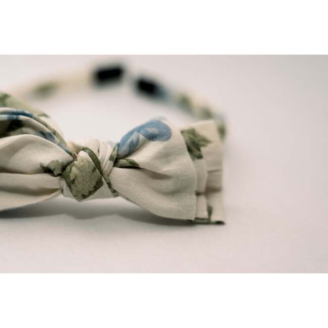 Three Little Bows Headband, Fleurs bleues Blue Meadow