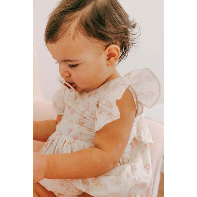 Josie Bubble, Soft Petals