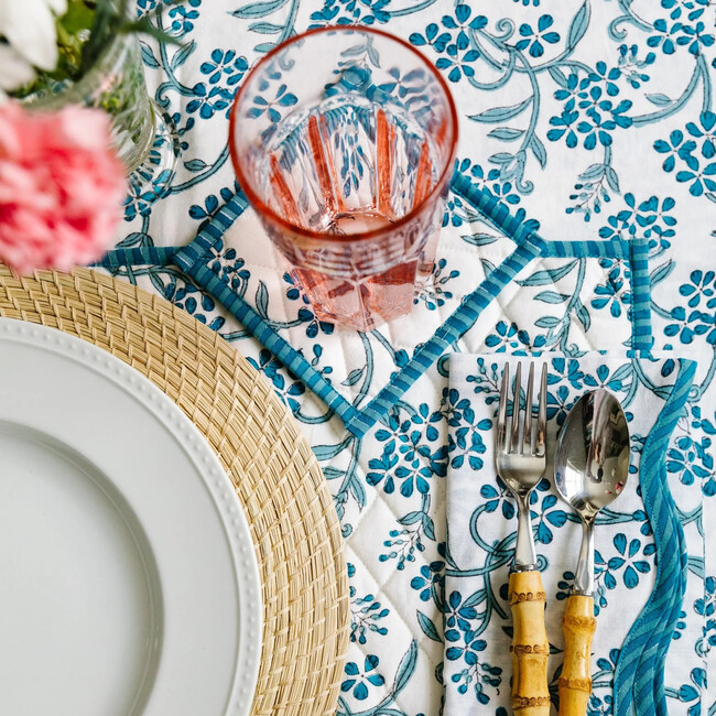 Sanibel Tablecloth, 60 x 90 - Tabletop - 2