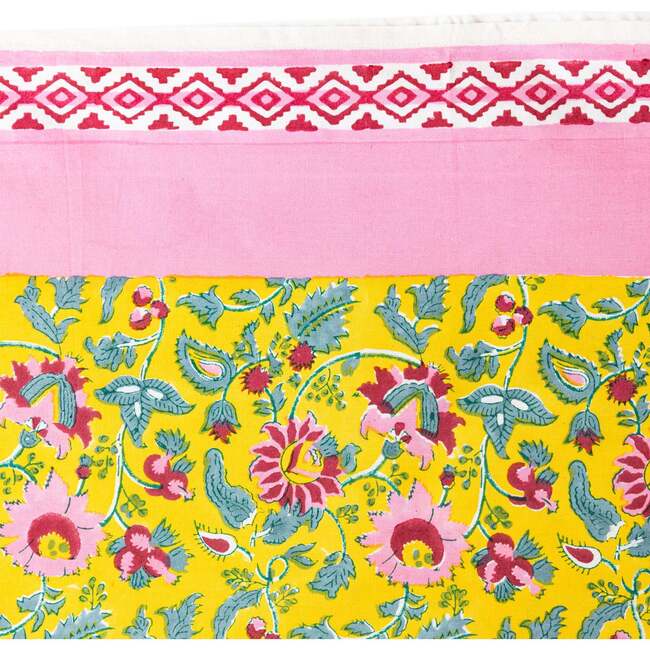 Henney Tablecloth, 60 x 90 - Tabletop - 3