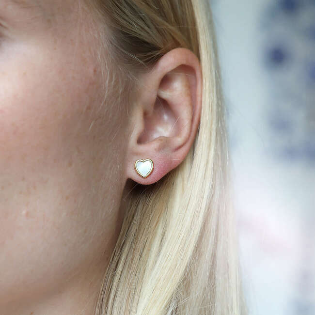 Petite Heart Stud - MOP