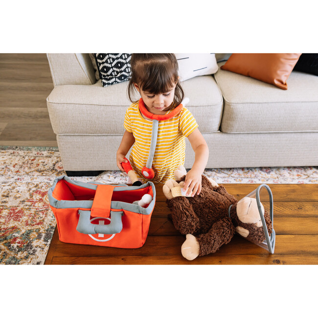 Pretend Play Doctor & Vet Set - Woodens - 5