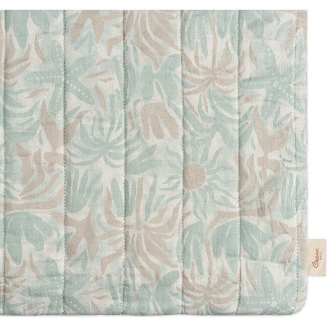 Cove Quilted Change Pad Cover (Beach Life)