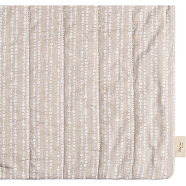 Cove Quilted Change Pad Cover (Neutral Dot)