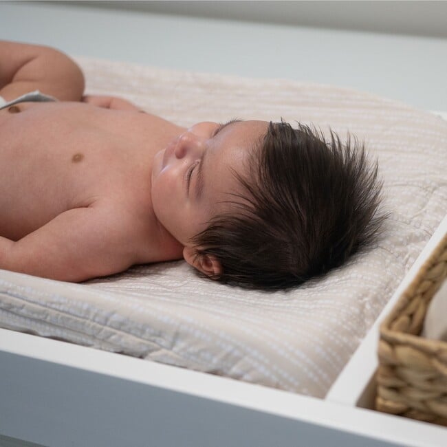 Cove Quilted Change Pad Cover (Neutral Dot) - Changing Pads - 4