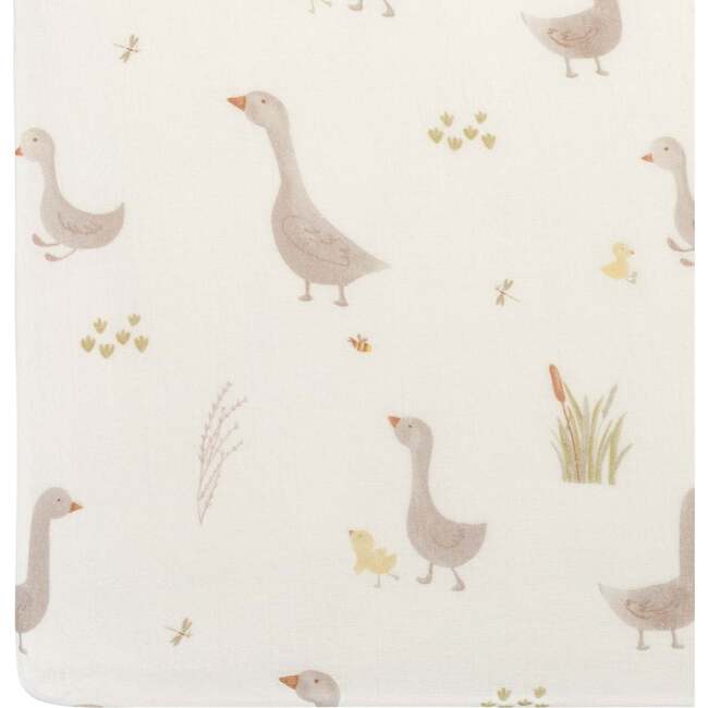 Charlie Farmhouse Goose Crib Fitted Sheet for Baby Nursery
