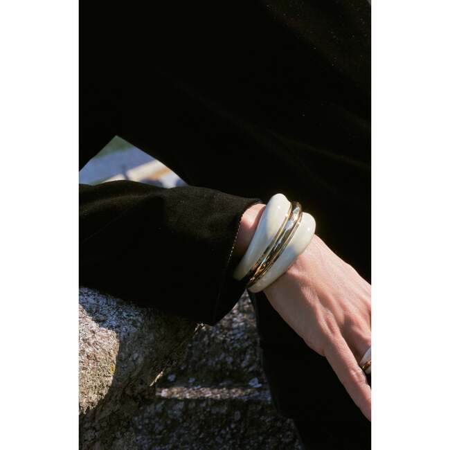 Ostuni Bangle, Red & Gold - Bracelets - 3