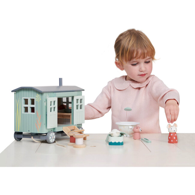 Secret Meadow Shepherd's Hut