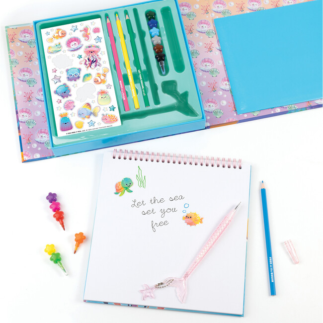3C4G: Seas The Day! Aquatic Artist Drawing Set