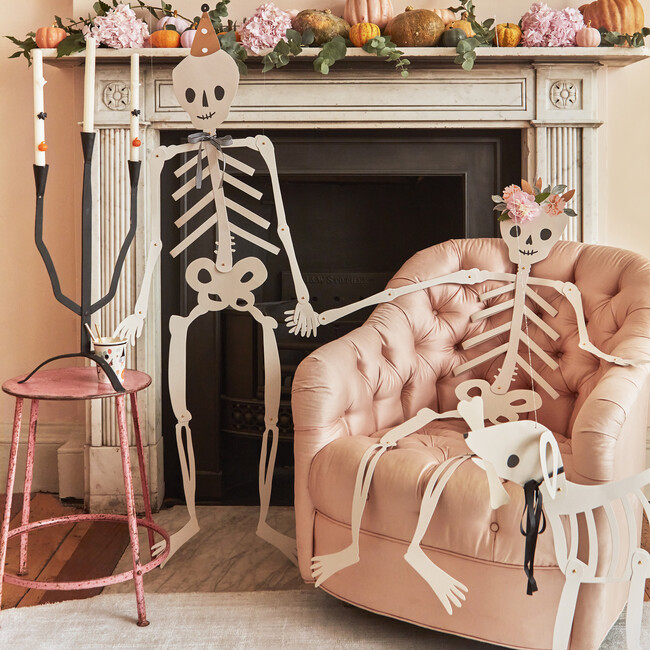 Giant Jointed Skeletons - Decorations - 2