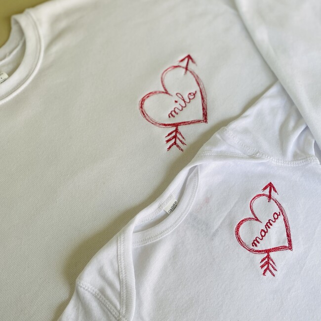 "Mama" Embroidered Heart Bow + Arrow Baby Longsleeve Onesie, White - Onesies - 3