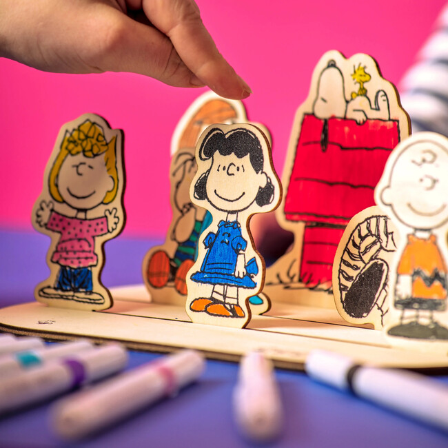 OOLYxPeanuts Color-In Wooden Scene Kit, Blue