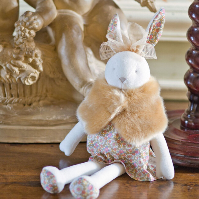 Colette the Doll, Jessie Liberty