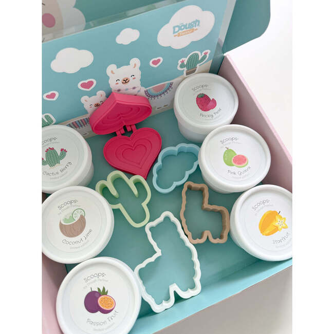Llama Love Playbox - Dough - 3
