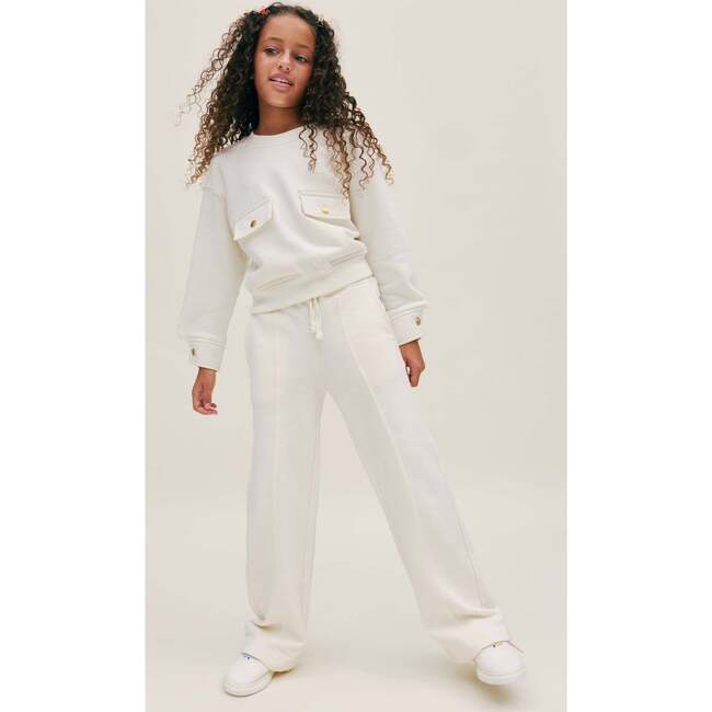 Lily Pull On Girl, Manila