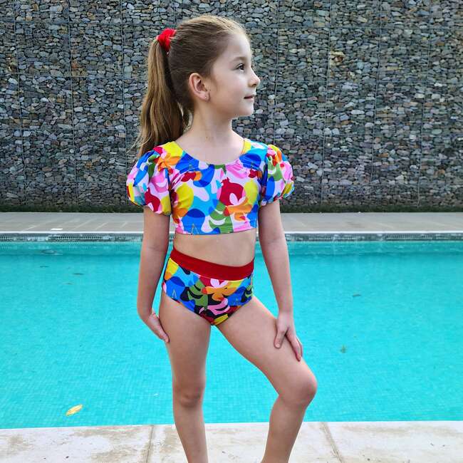 Lola Two Piece, Carnaval